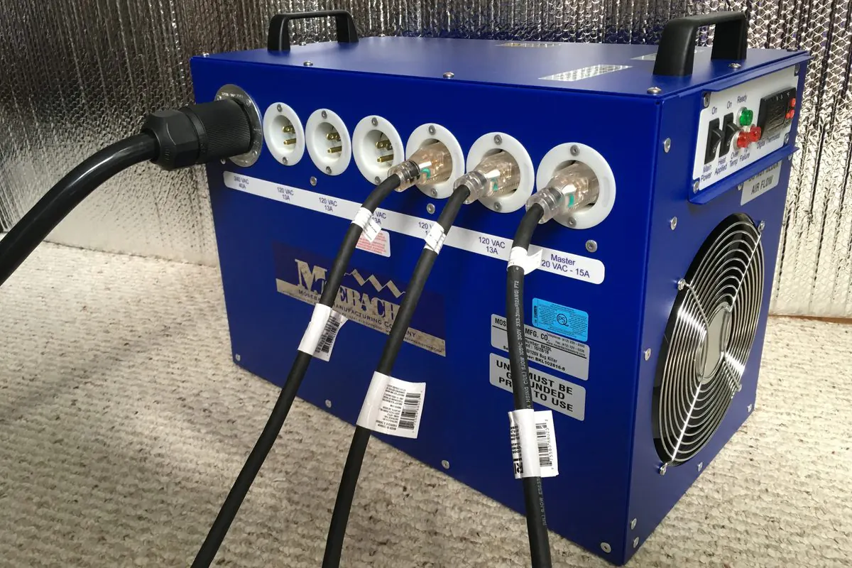 Mosebach BK20-3 electric bed bug heater with power cords connected